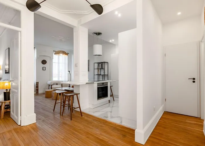 Апартаменты Le De Medreville * Нанси